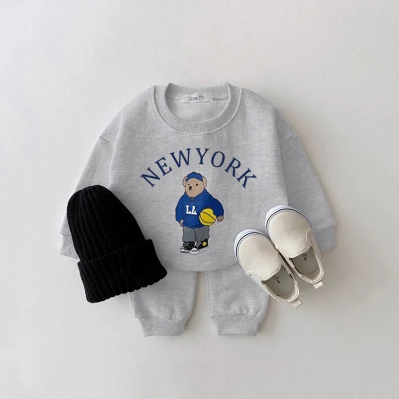 Korea 2023 Baby Boys Clothes Sets Letter Bear Girls Long Sleeve Casual Hoodie Sweatshirt+Pants 2pcs Kids Clothes Sports Suit New