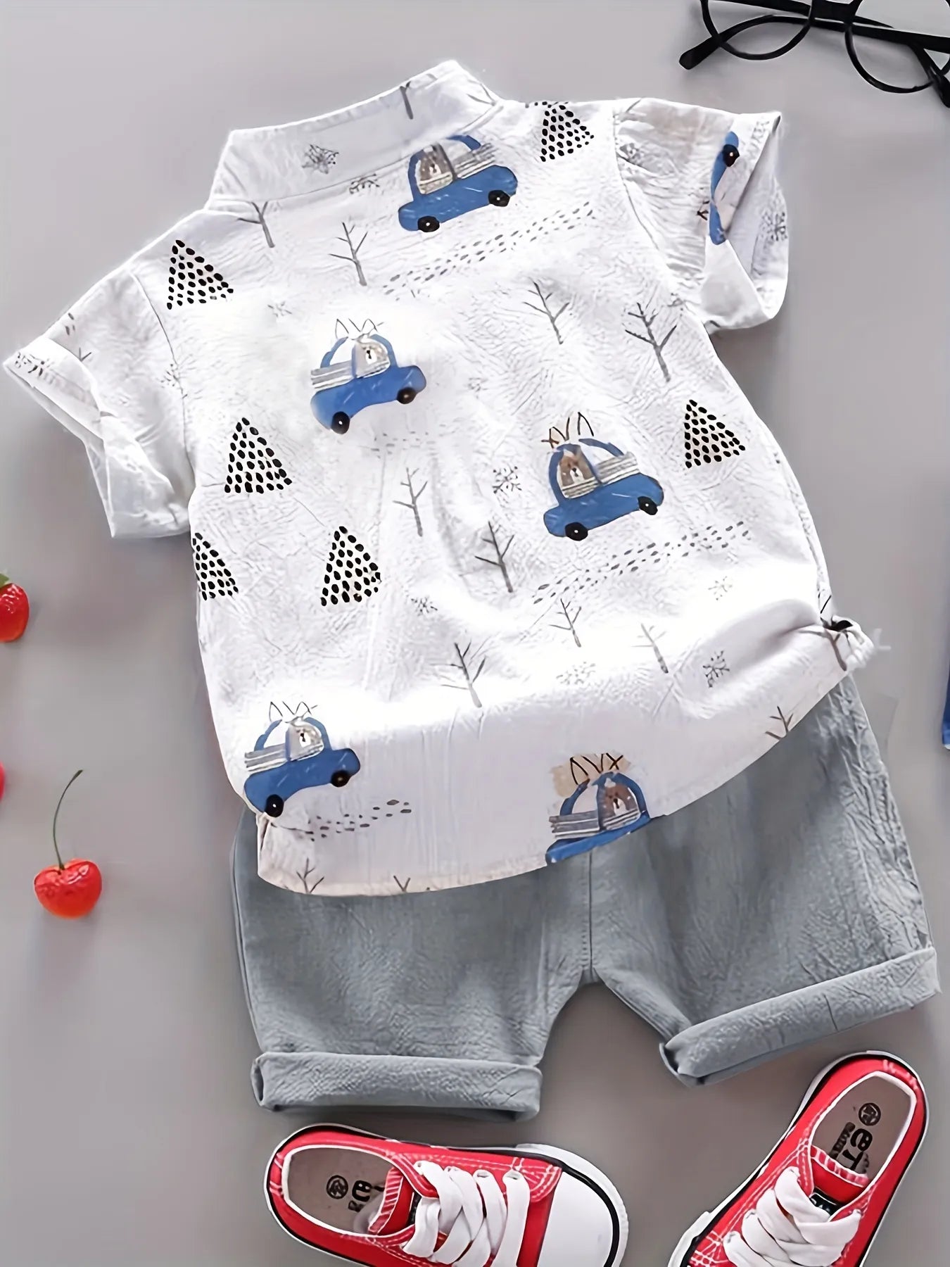 Infant and toddler summer short sleeved shorts set